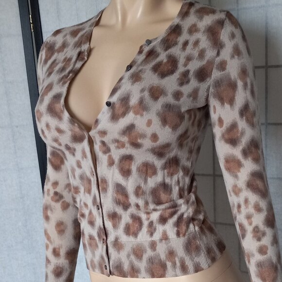LOFT by Ann Taylor Petite XSP Brown Tan Leopard Merino Wool V-Neck Cardigan - Picture 4 of 7